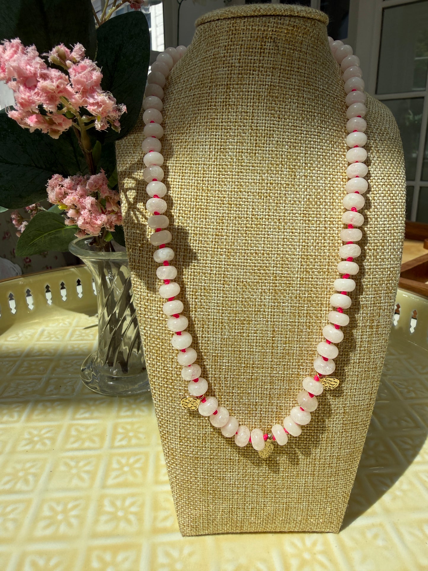 The Soraya strand with gold accents